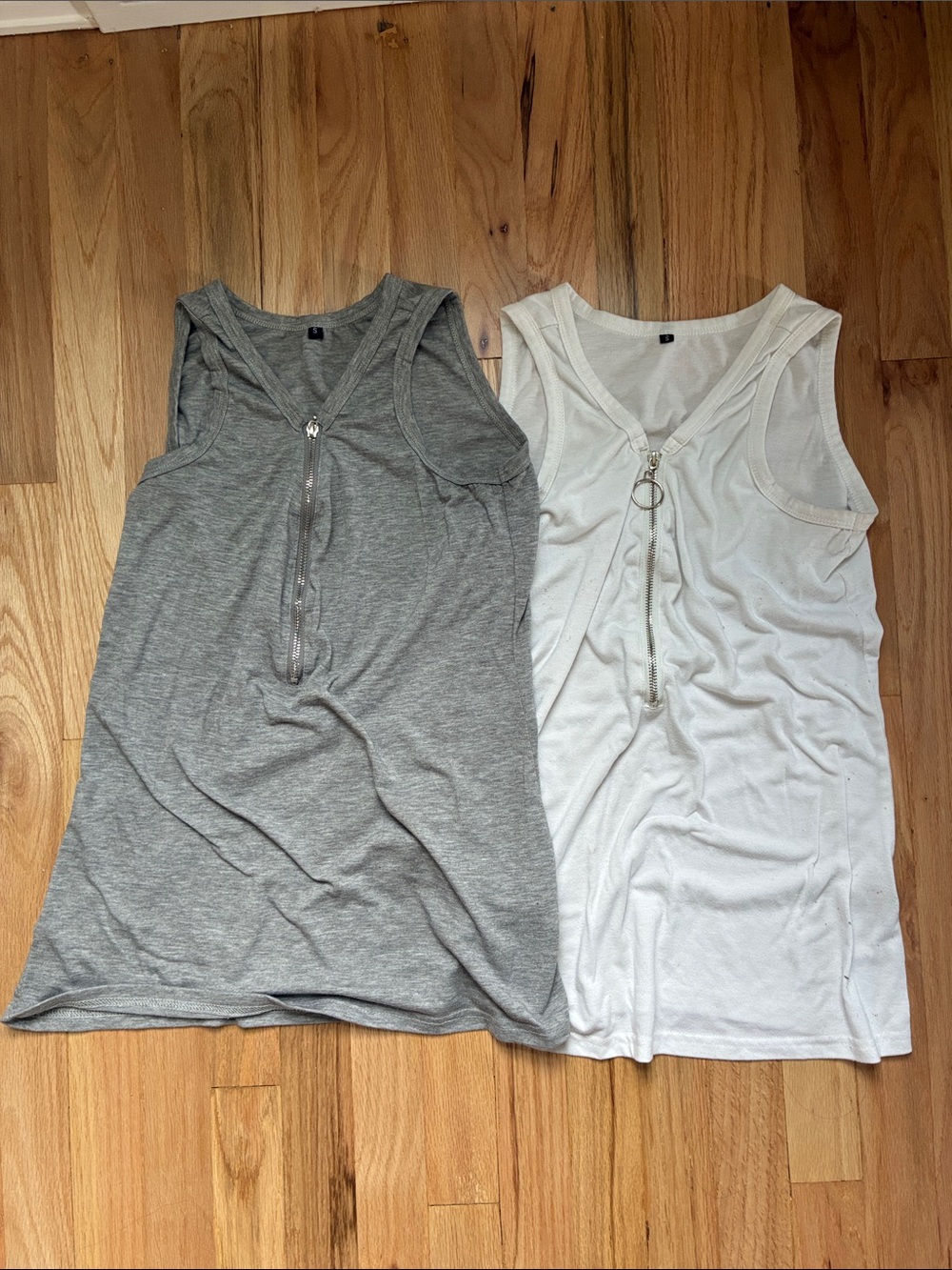 Sleeveless Zip-Front Tank Top — Gray and White